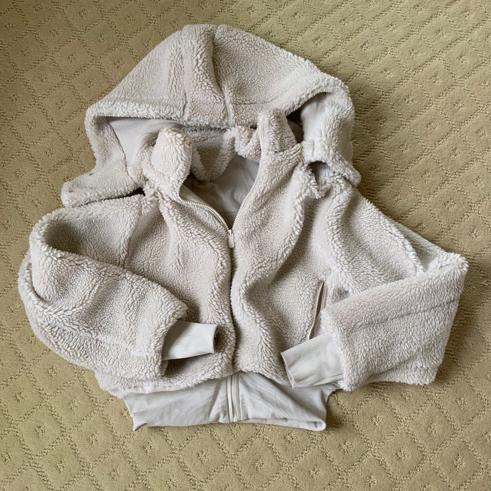 Alo yoga Foxy sherpa jacket ivory